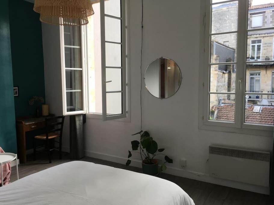 Studio Calme Au Centre De Bordeaux Luaran gambar